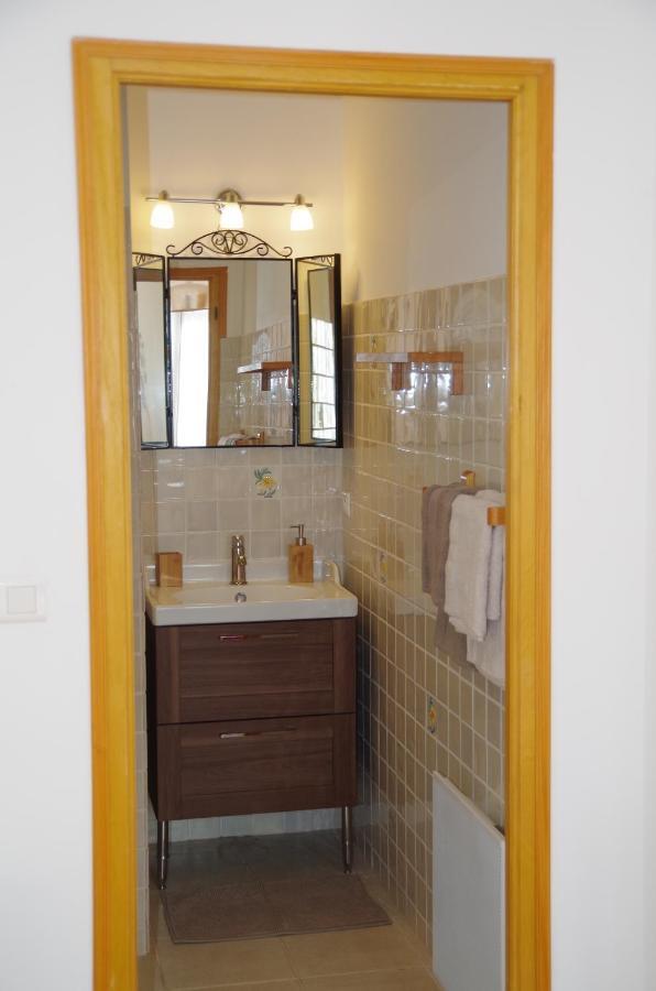 Bed and Breakfast Lou Pebre D'Ai Régusse Zewnętrze zdjęcie