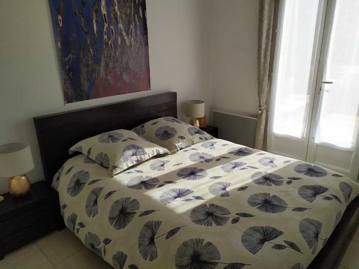 Bed and Breakfast Lou Pebre D'Ai Régusse Zewnętrze zdjęcie